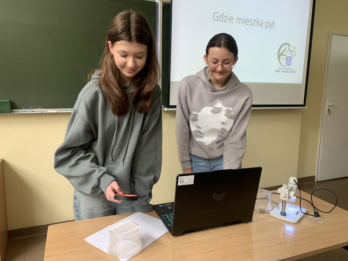 Gdzie mieszka pył? – warsztaty dla uczniów